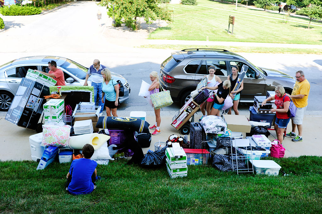 Students eligible for early move-in gather their belongings